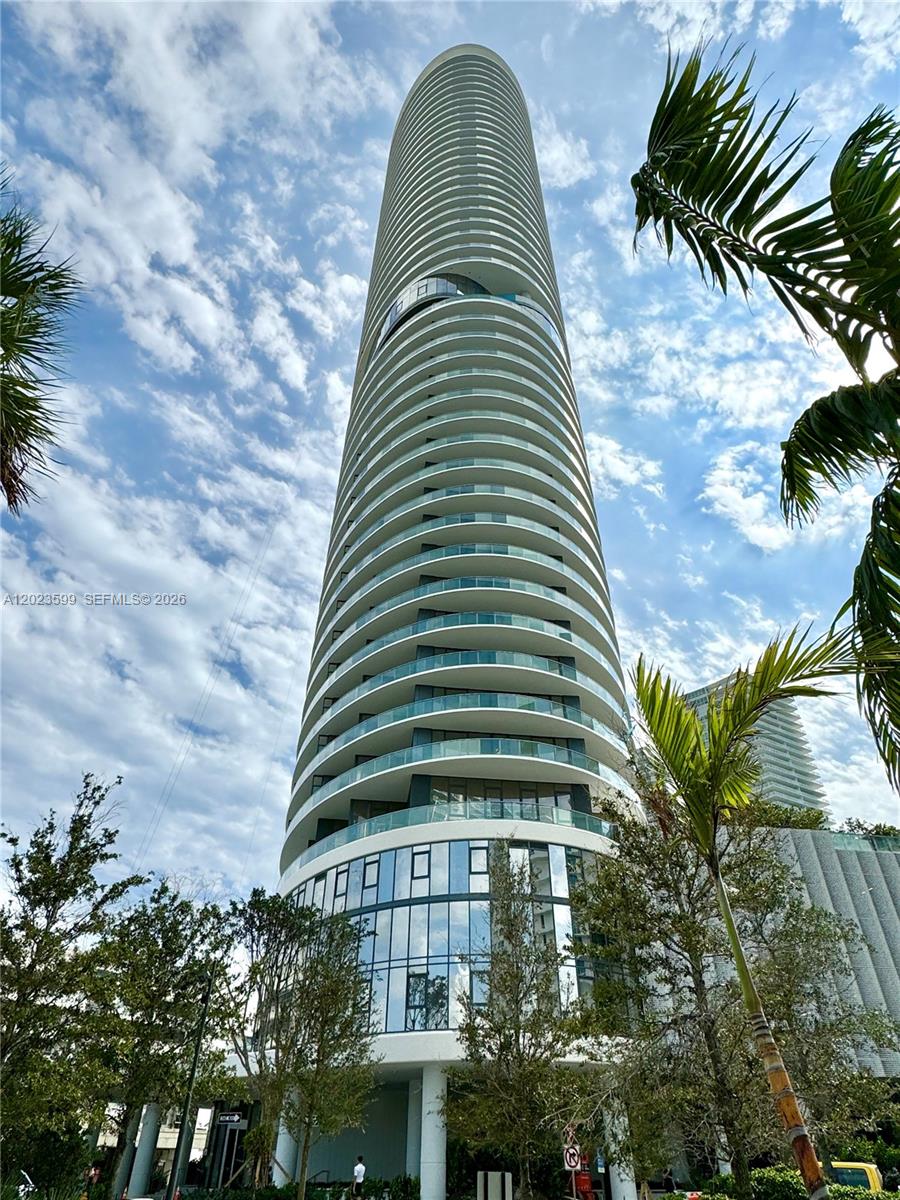 500 Alton #1205 Miami Beach, FL 33139