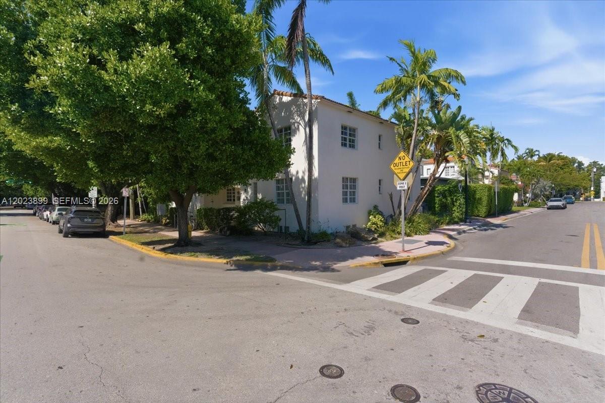 1438 Meridian Ave Miami Beach, FL 33139