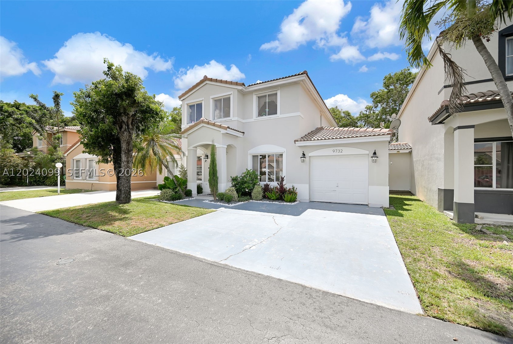 9732 SW 166th