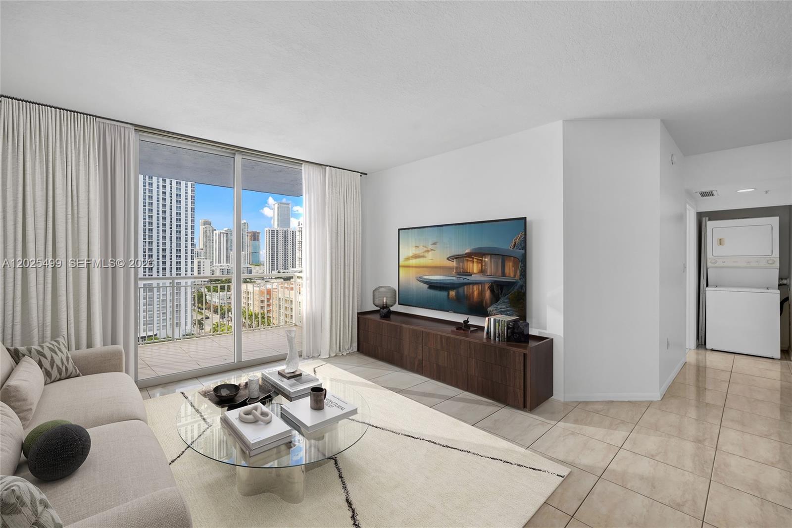 image 1800 Biscayne Plaza1