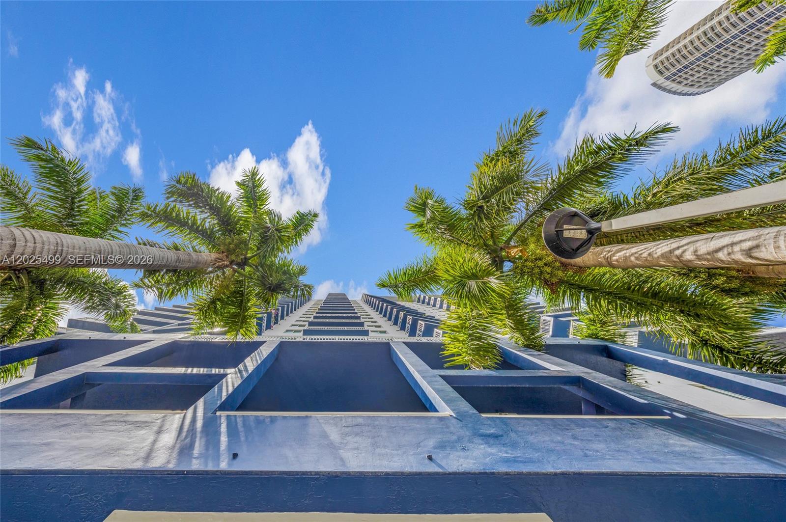 image 1800 Biscayne Plaza21