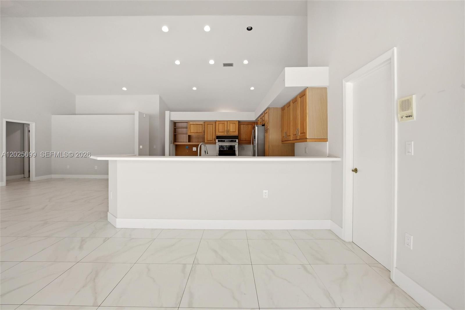 9818 SW 111th Ter Miami, FL 33176