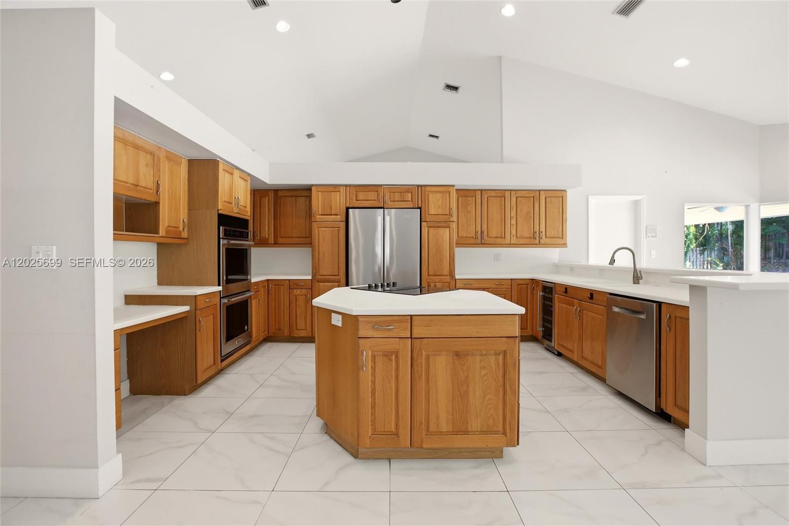 9818 SW 111th Ter Miami, FL 33176