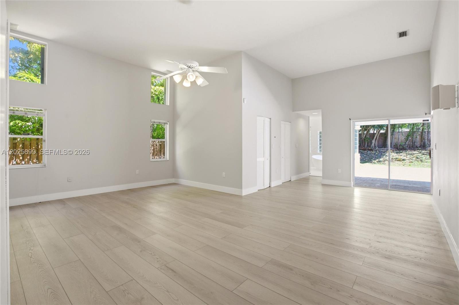 9818 SW 111th Ter Miami, FL 33176