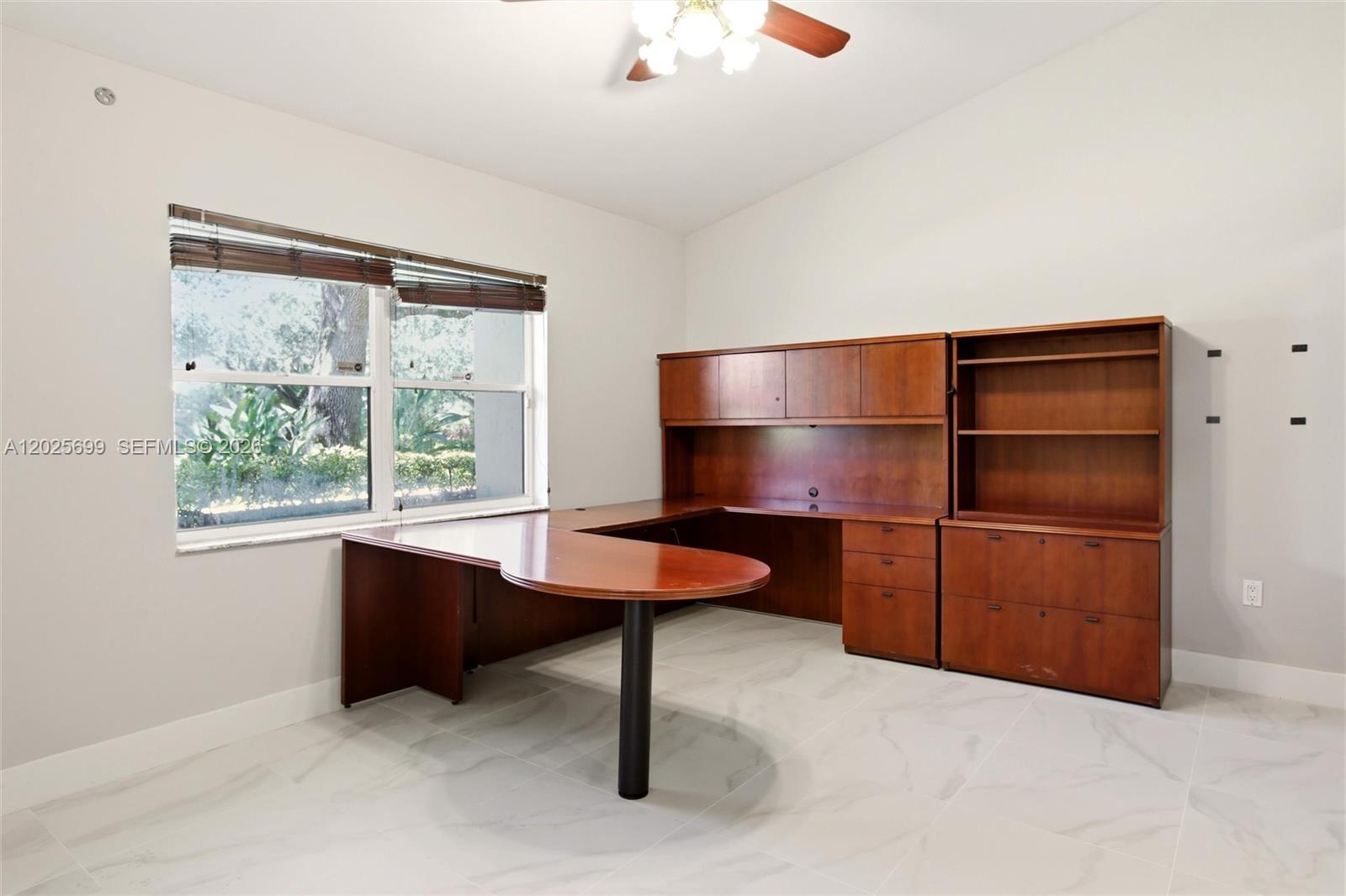 9818 SW 111th Ter Miami, FL 33176