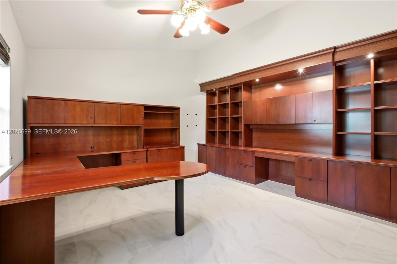 9818 SW 111th Ter Miami, FL 33176