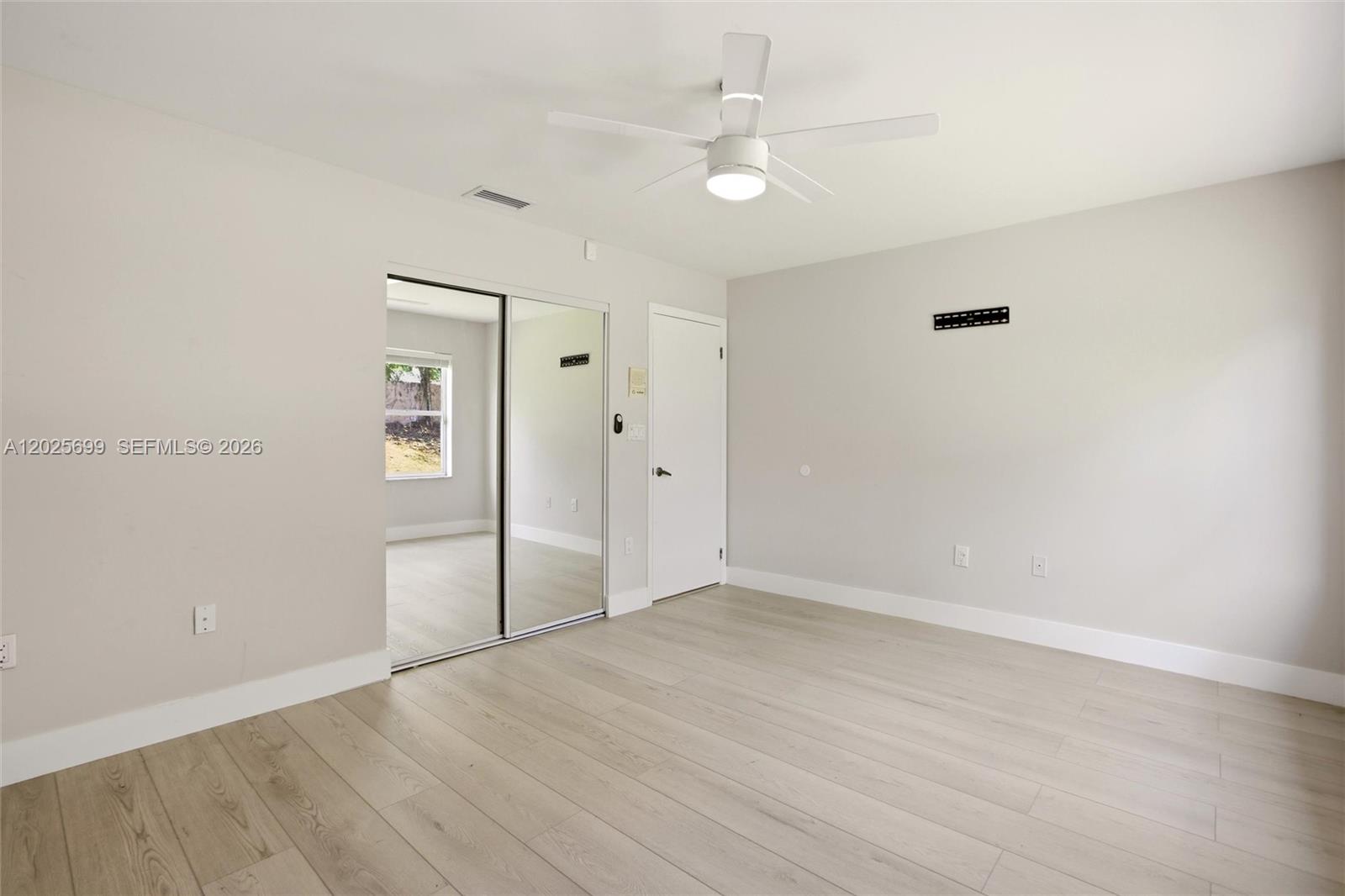 9818 SW 111th Ter Miami, FL 33176