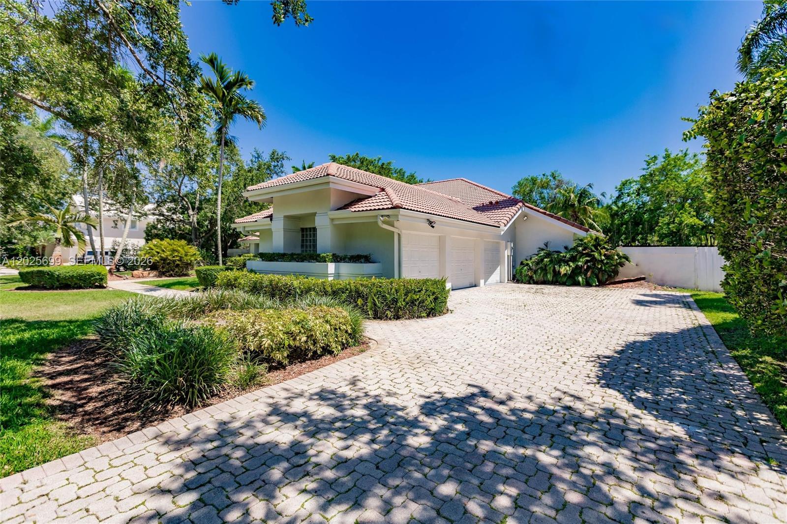 9818 SW 111th Ter Miami, FL 33176