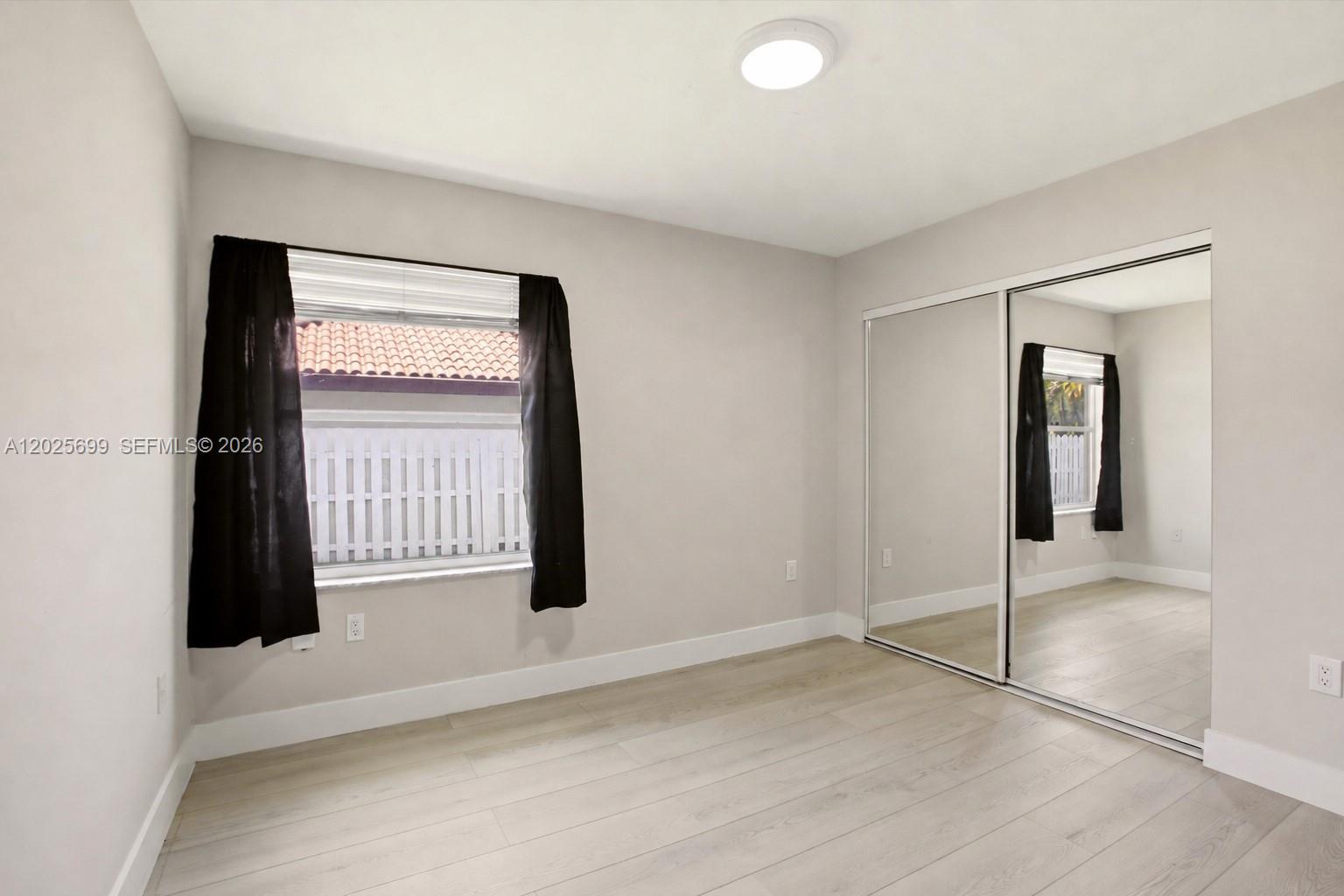 9818 SW 111th Ter Miami, FL 33176