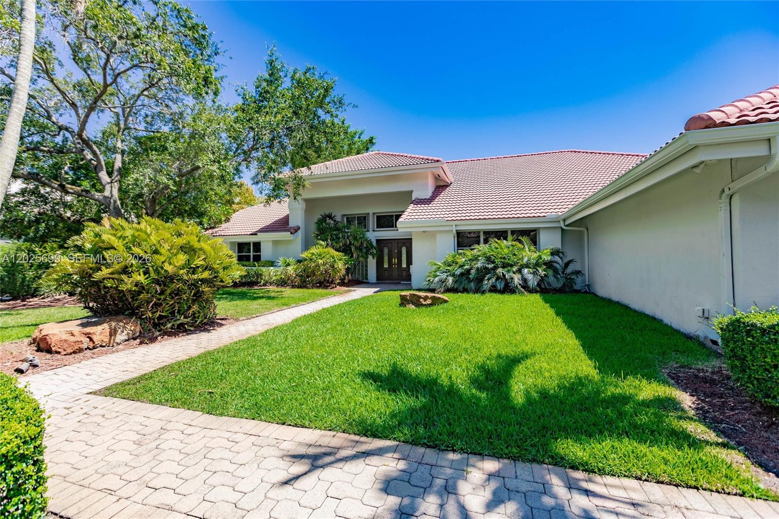 9818 SW 111th Ter Miami, FL 33176