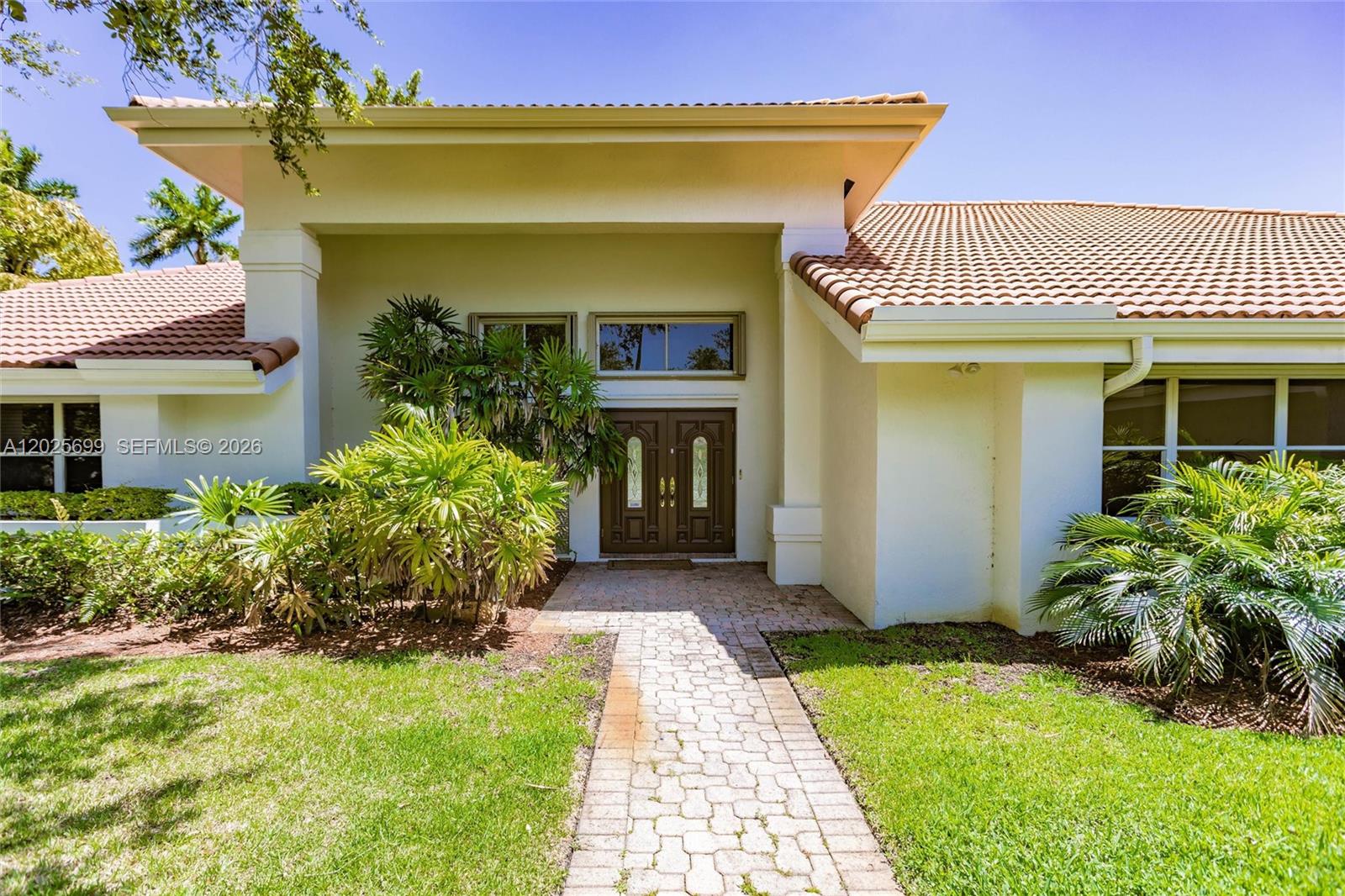 9818 SW 111th Ter Miami, FL 33176