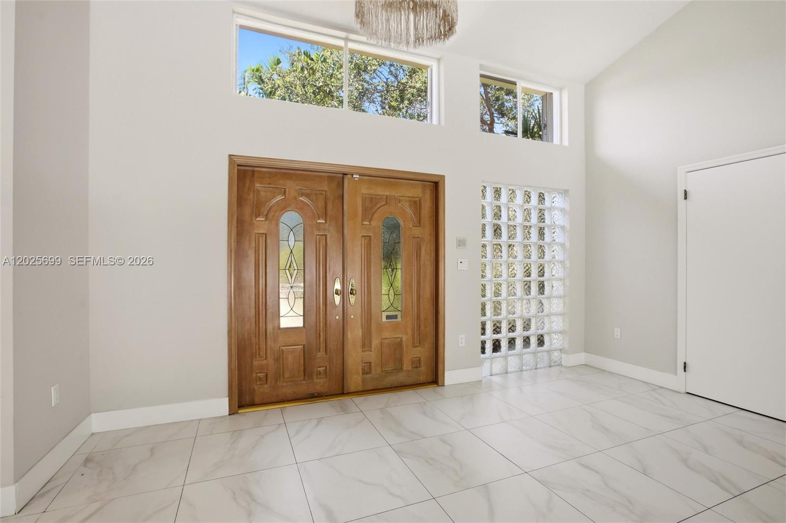 9818 SW 111th Ter Miami, FL 33176