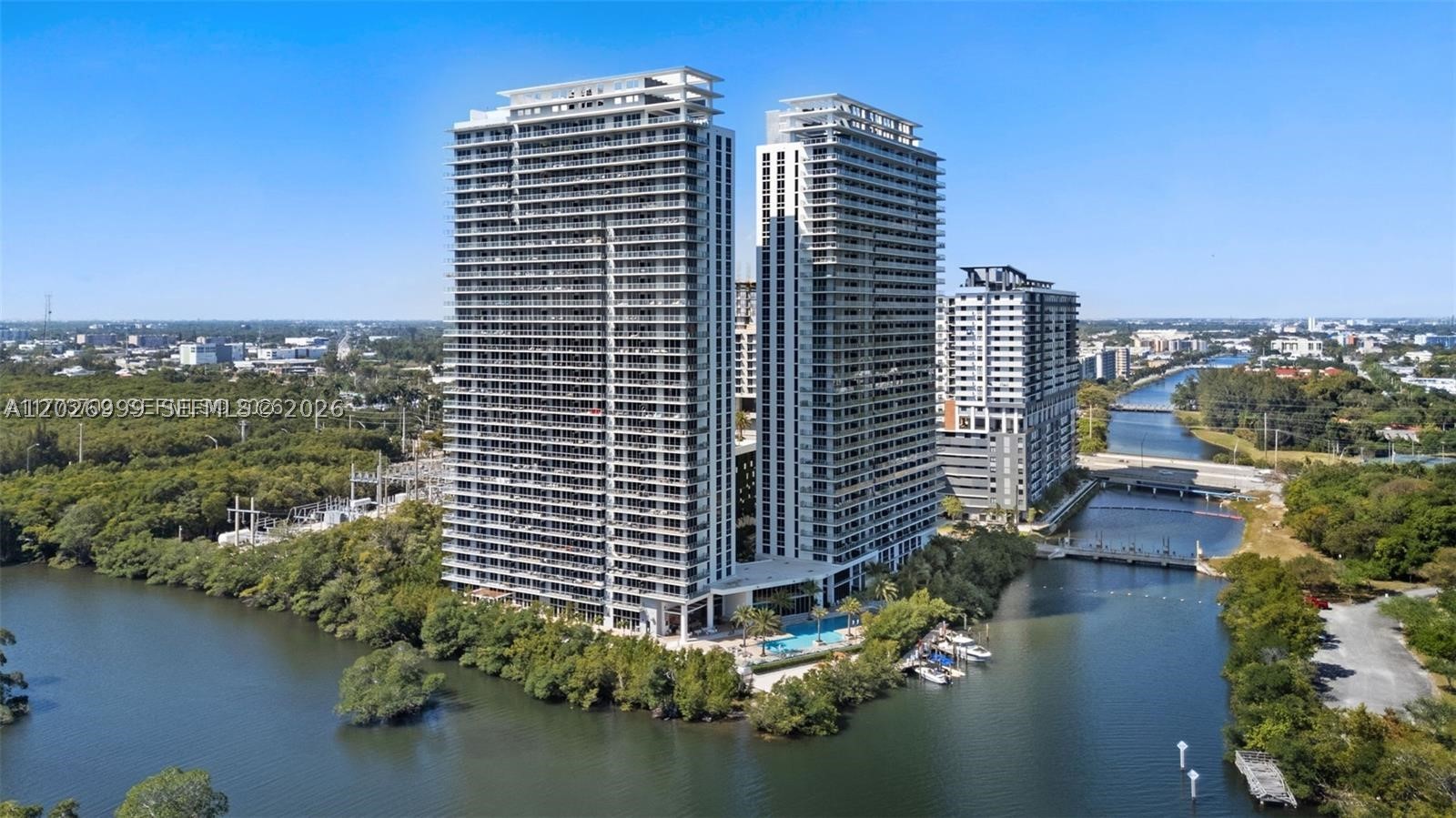 16385 Biscayne Blvd #1019