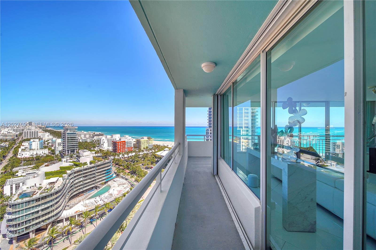 400 S Pointe Dr #2310 Miami Beach, FL 33139