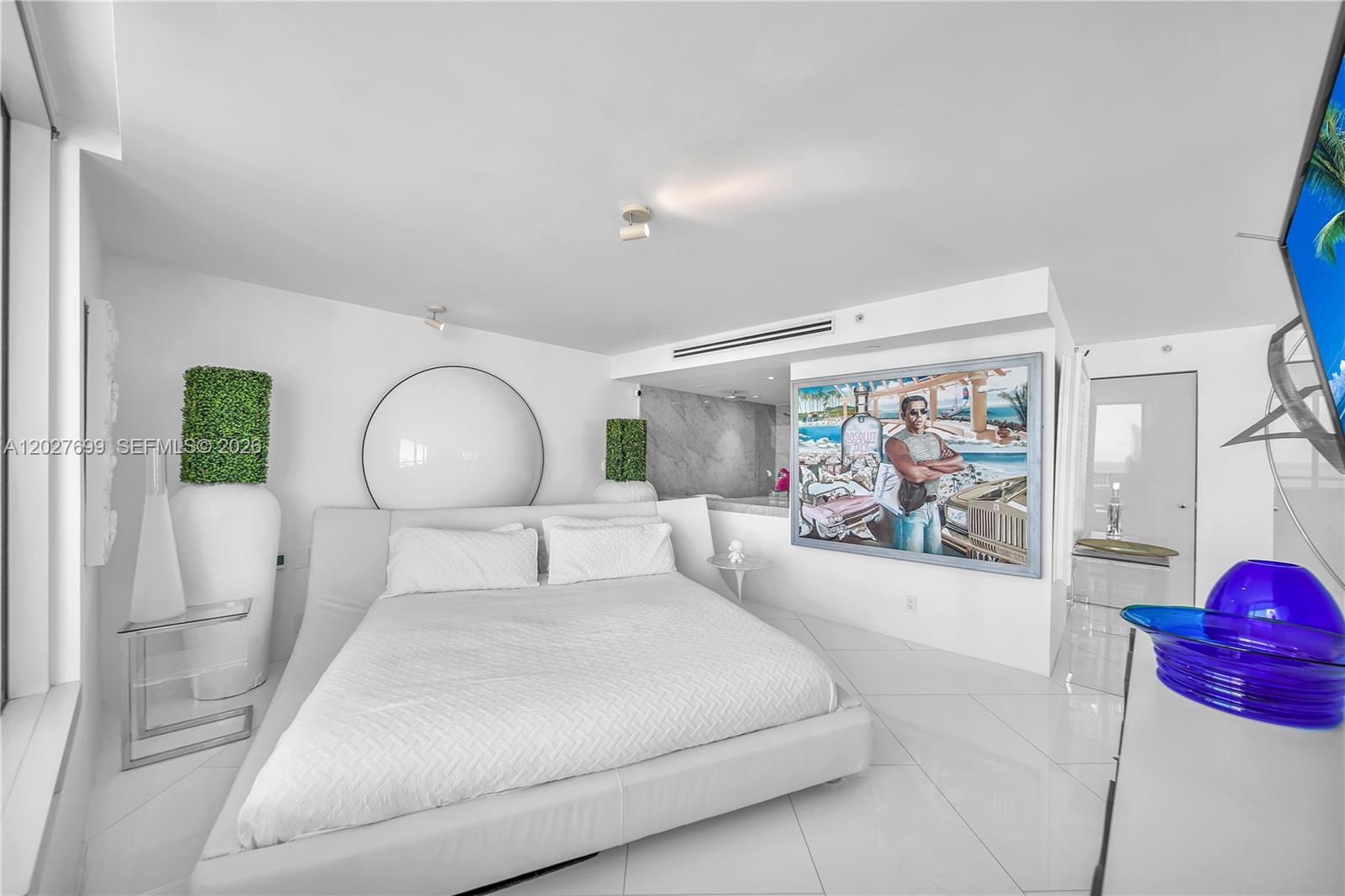 400 S Pointe Dr #2310 Miami Beach, FL 33139