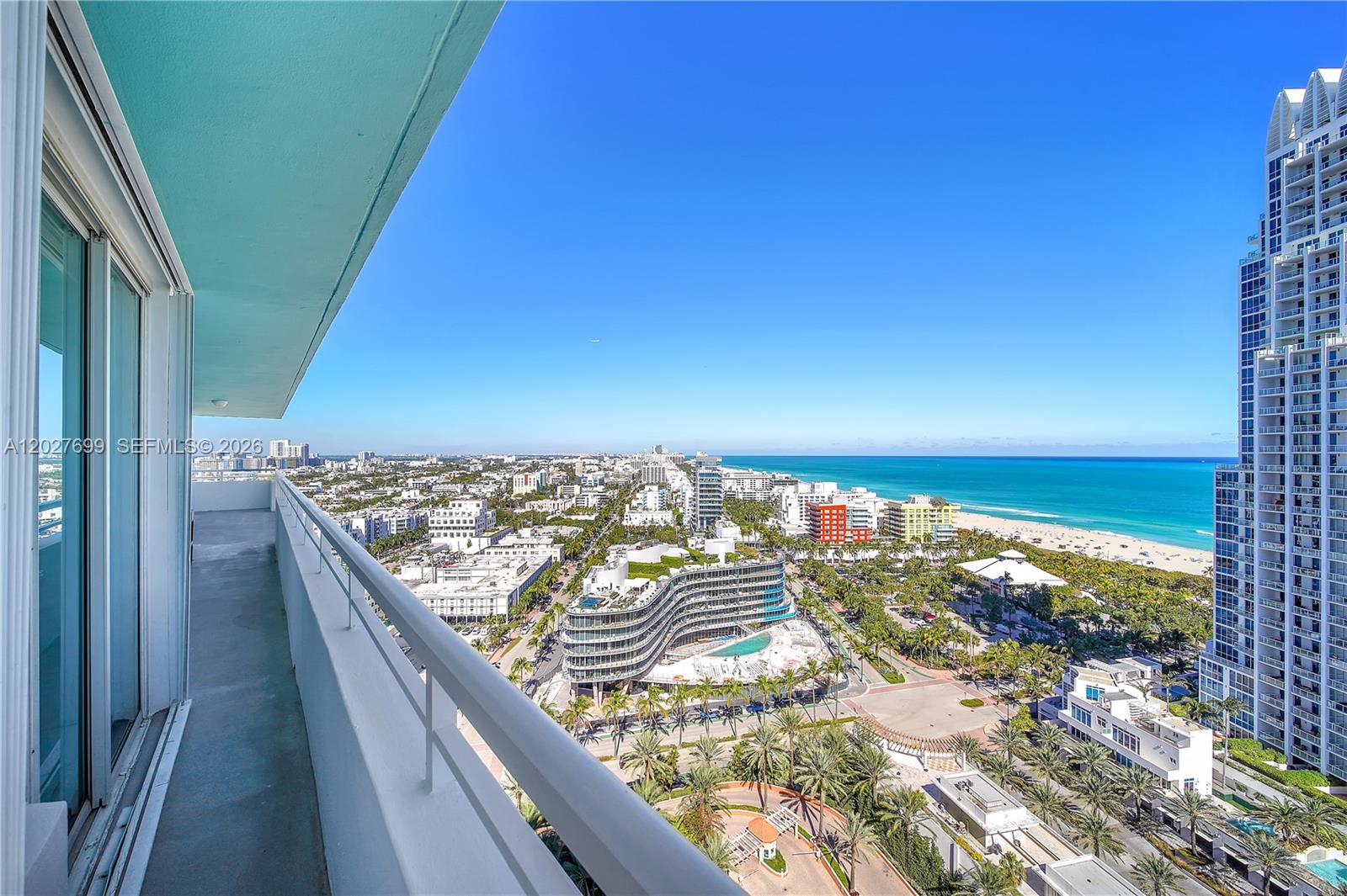 400 S Pointe Dr #2310 Miami Beach, FL 33139