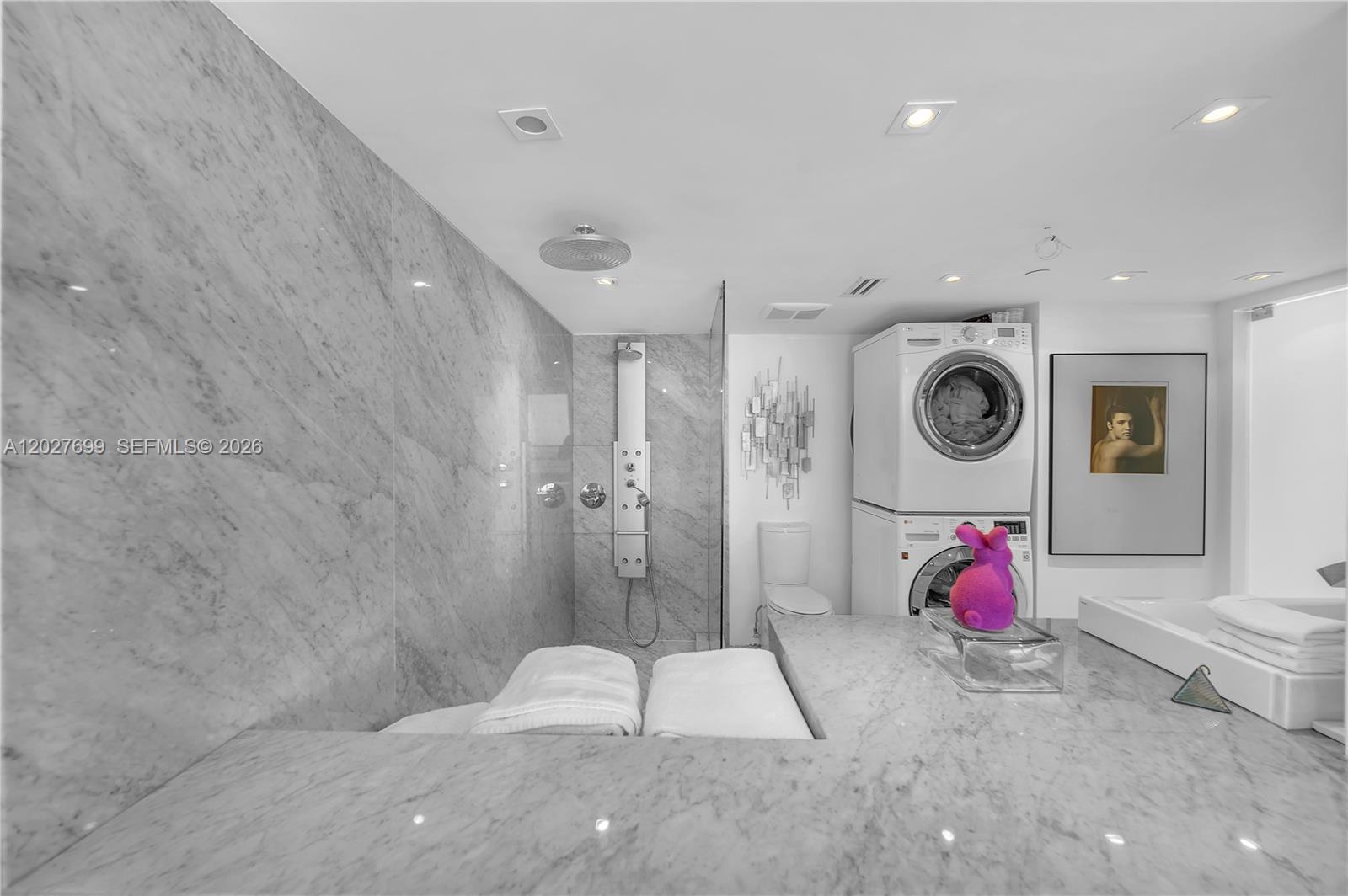400 S Pointe Dr #2310 Miami Beach, FL 33139