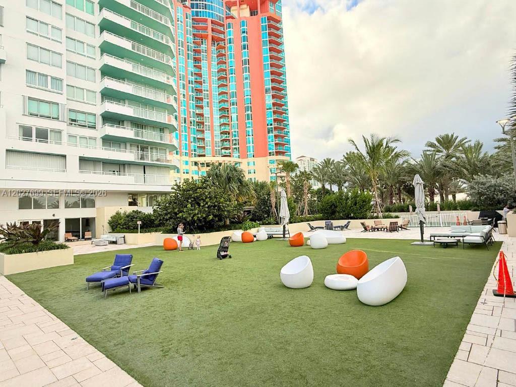 400 S Pointe Dr #2310 Miami Beach, FL 33139