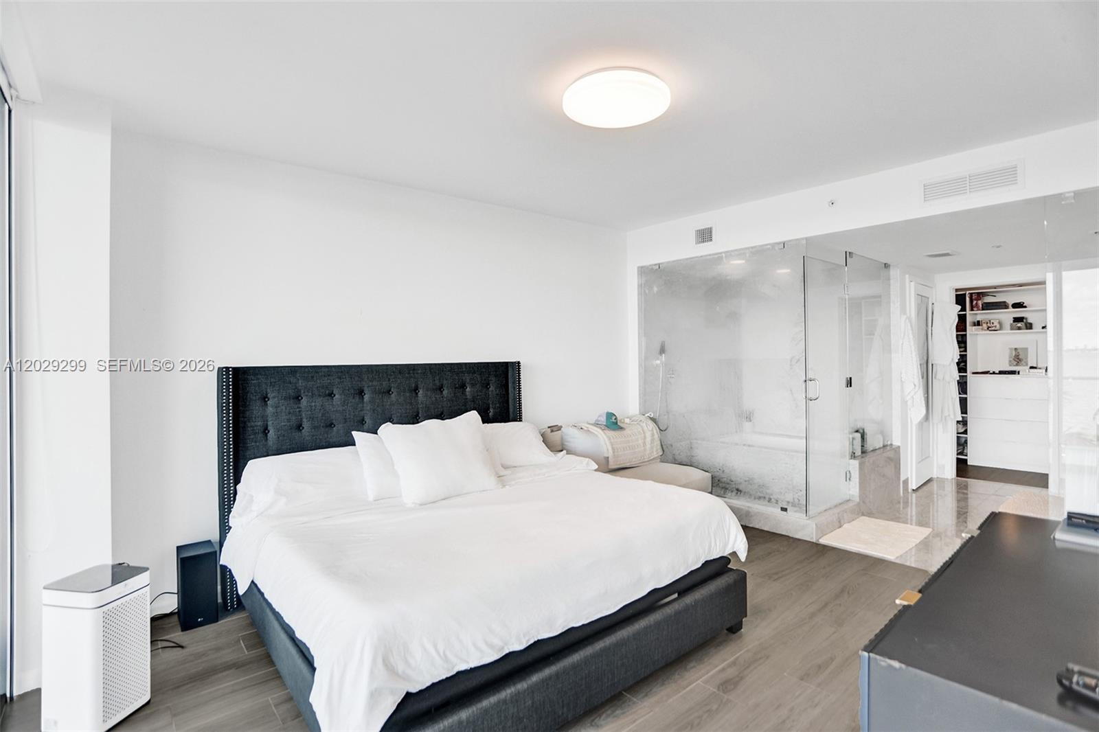 3131 NE 7th Ave #304 Miami, FL 33137