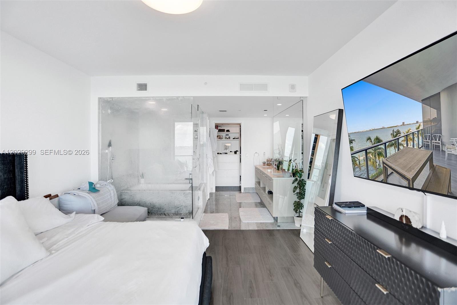 3131 NE 7th Ave #304 Miami, FL 33137