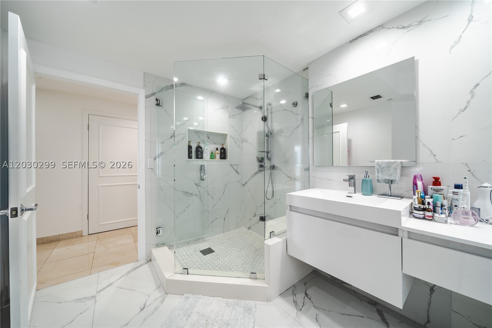 21050 Point Pl #2601 Aventura, FL 33180