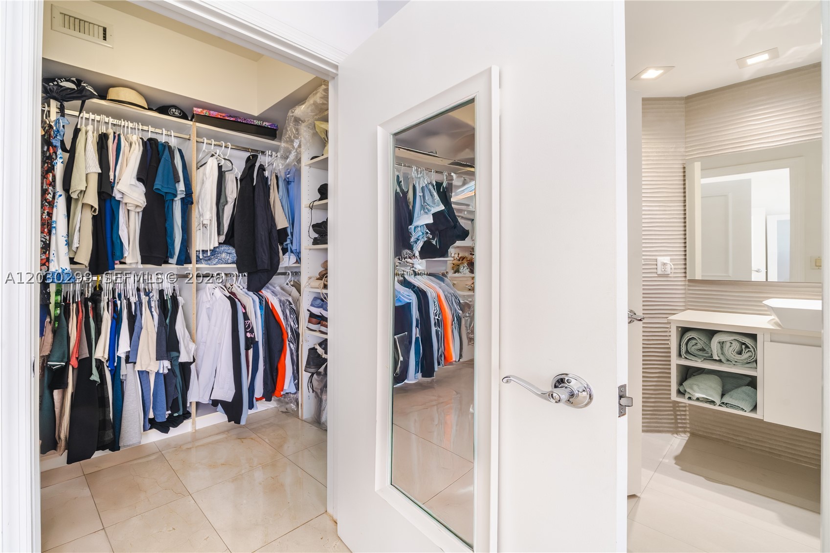21050 Point Pl #2601 Aventura, FL 33180