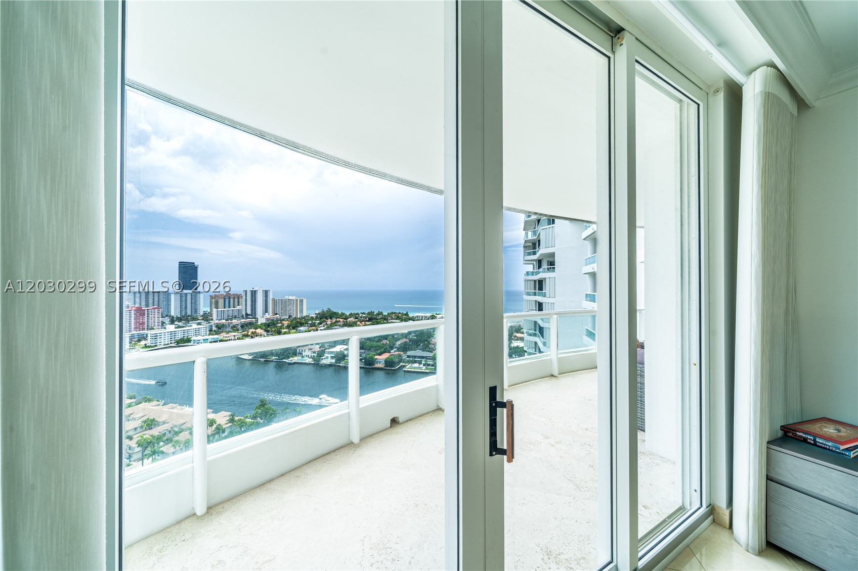 21050 Point Pl #2601 Aventura, FL 33180