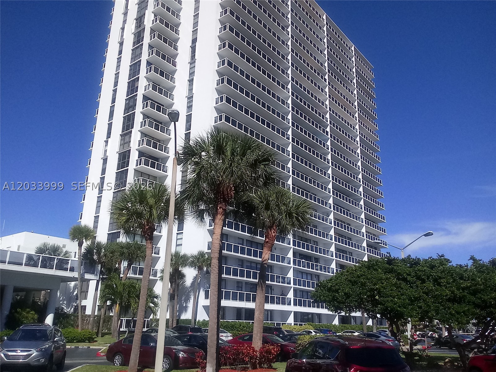 20505 E Country Clb Dr #237