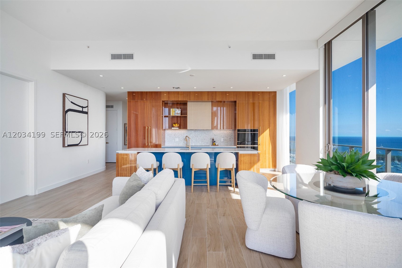 image Mr. C Residences | Bayshore0