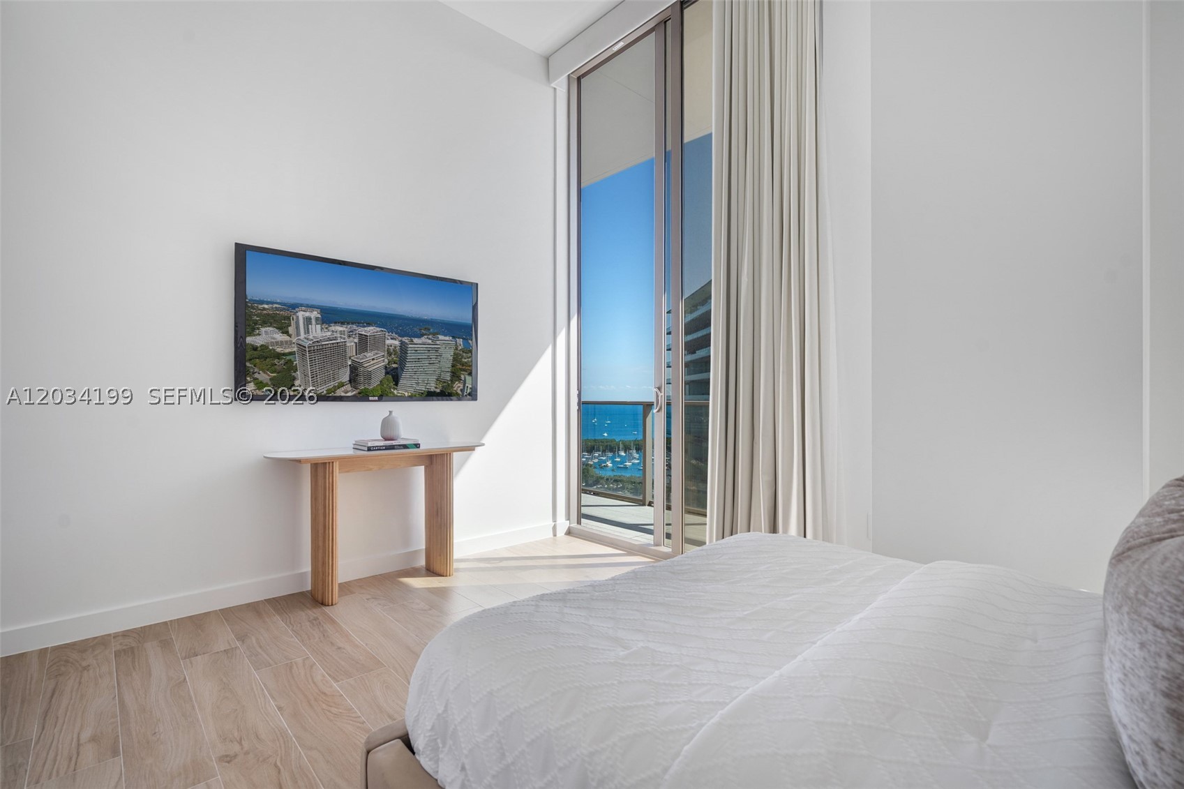 2655 S Bayshore #1911 Coconut Grove, FL 33133