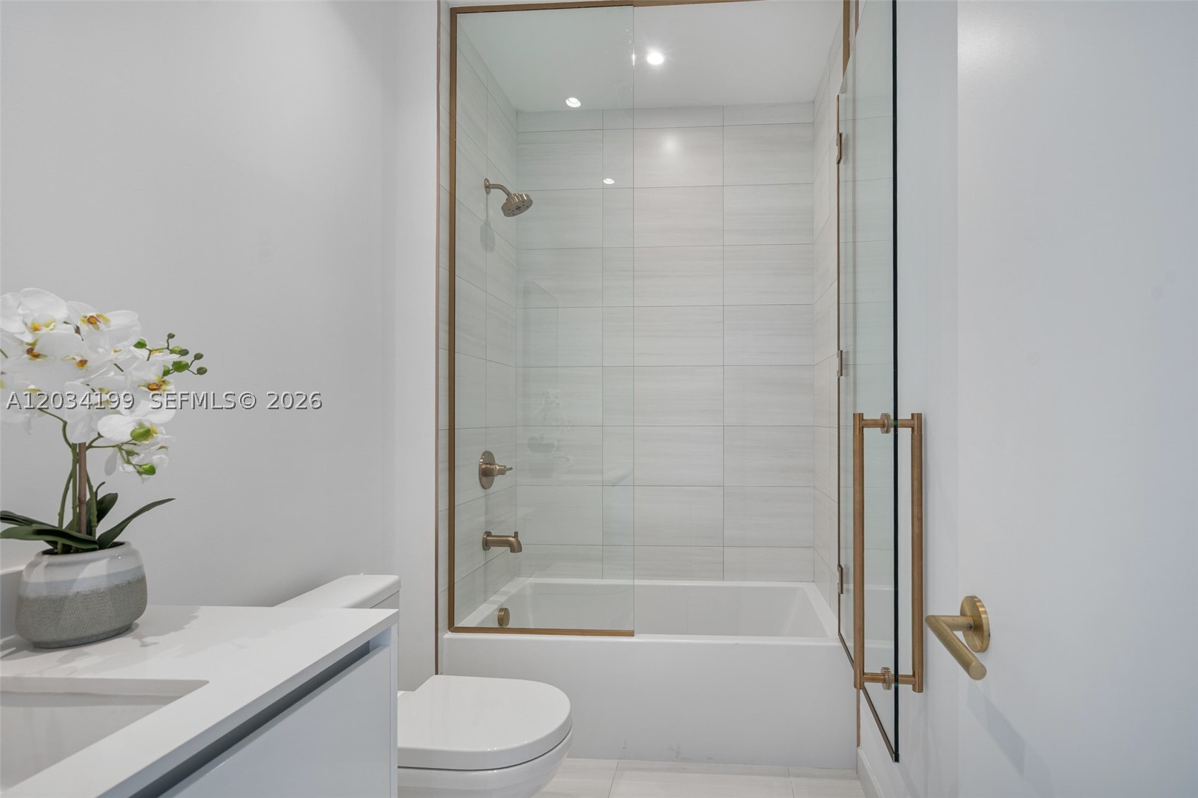 2655 S Bayshore #1911 Coconut Grove, FL 33133