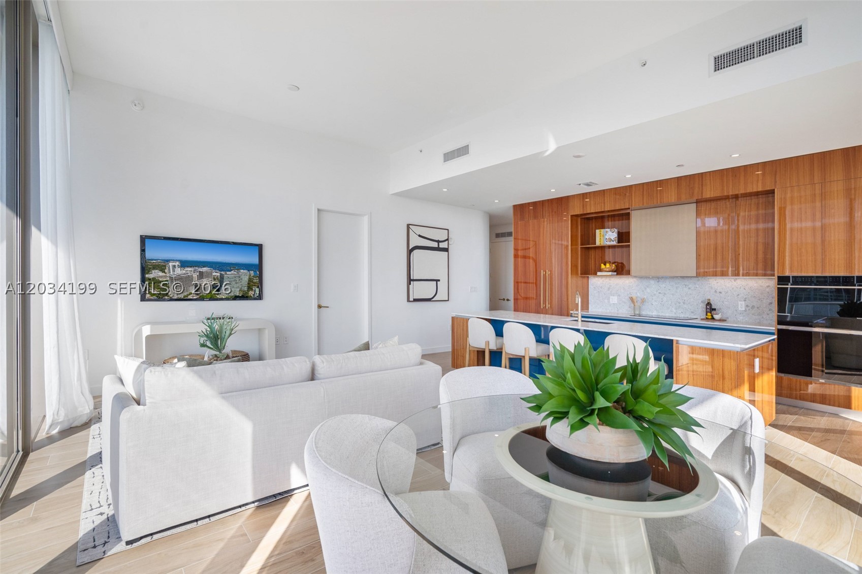 2655 S Bayshore #1911 Coconut Grove, FL 33133