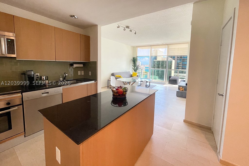 image 1060 Brickell - 105010