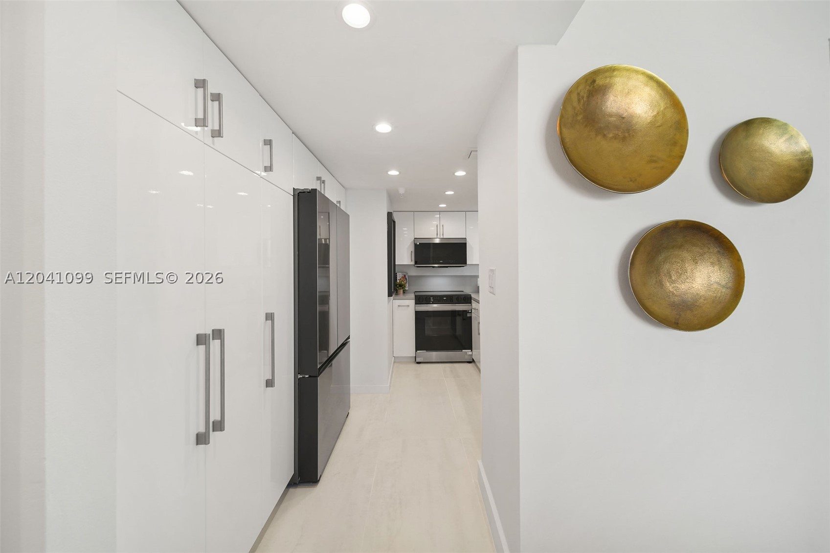 650 West Ave #1908 Miami Beach, FL 33139