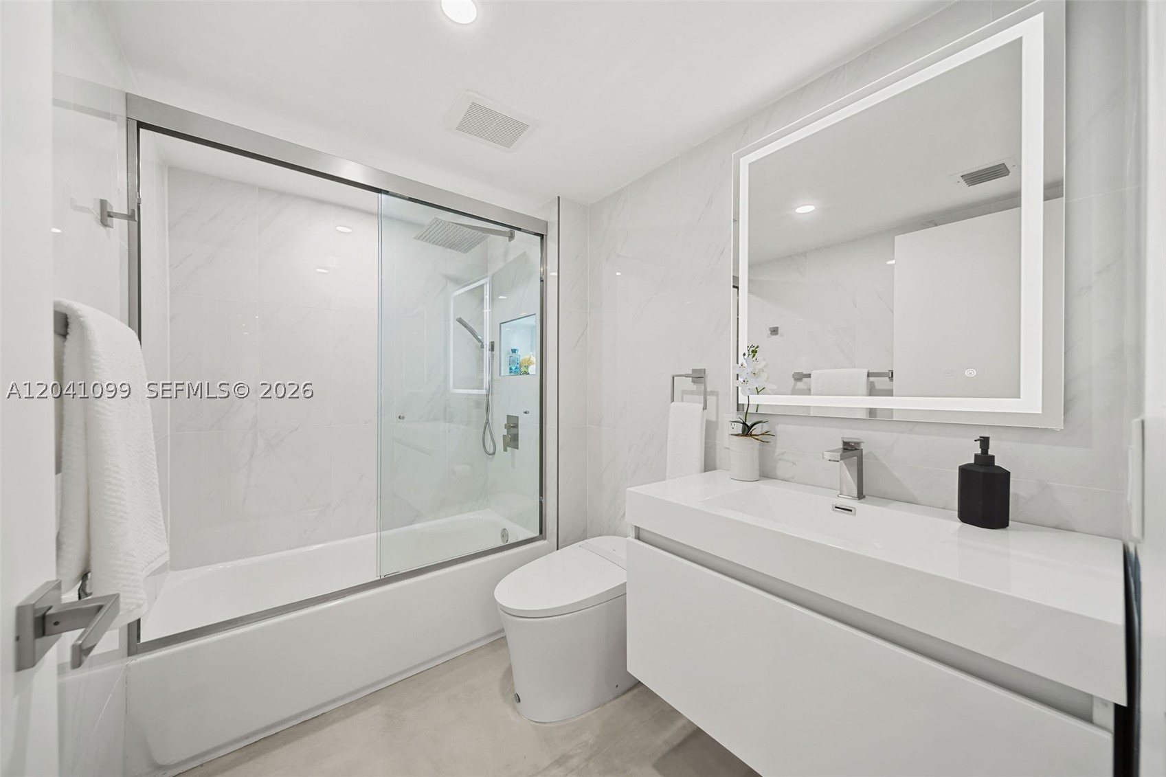 650 West Ave #1908 Miami Beach, FL 33139