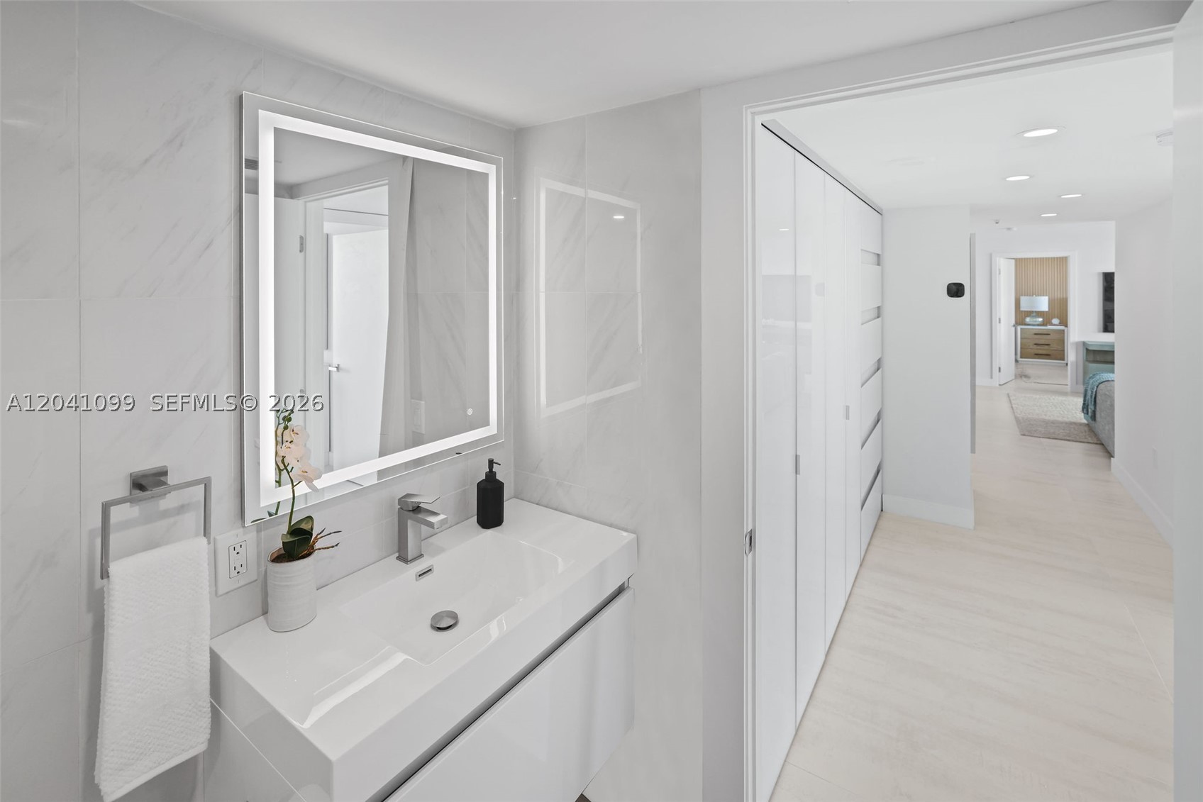 650 West Ave #1908 Miami Beach, FL 33139