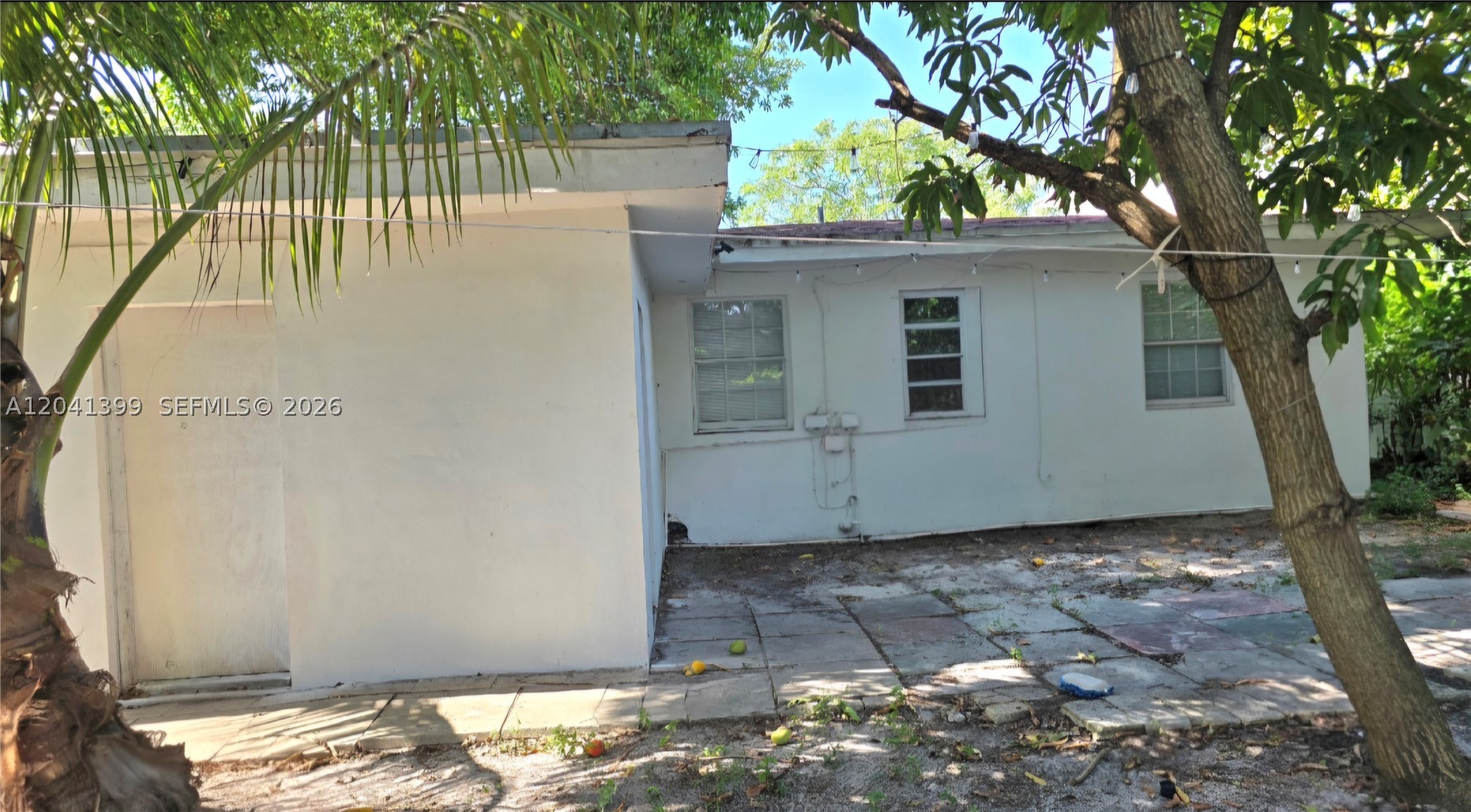 241 NW 32nd St Miami, FL 33127