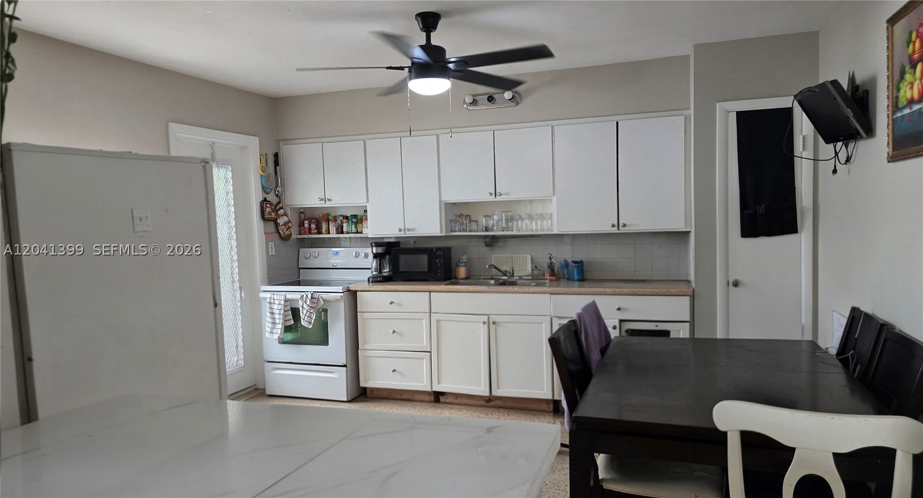241 NW 32nd St Miami, FL 33127