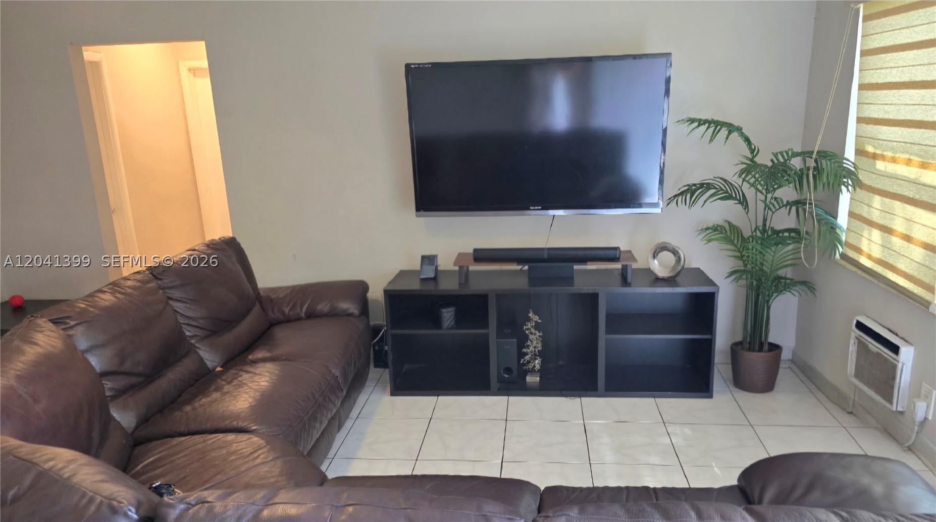 241 NW 32nd St Miami, FL 33127