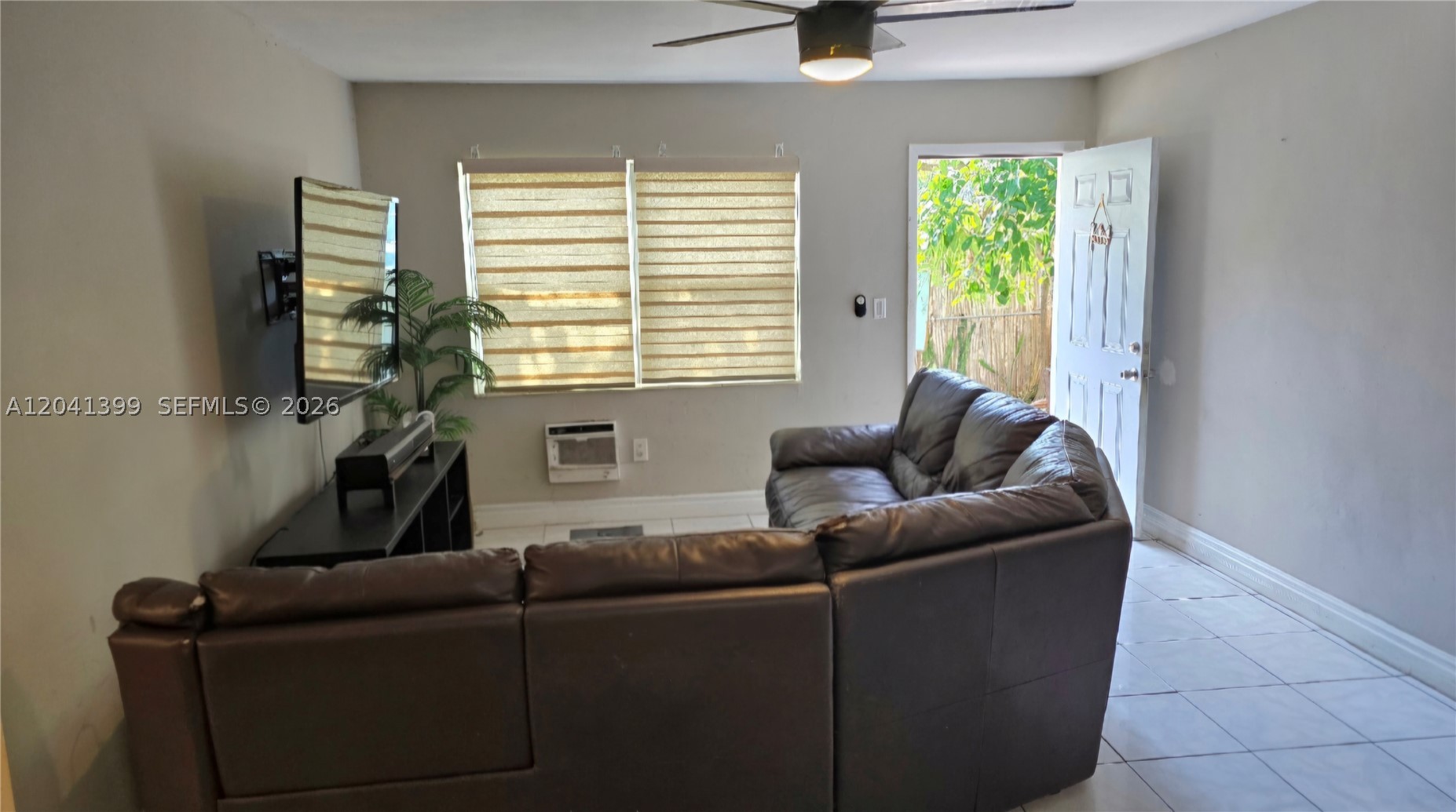 241 NW 32nd St Miami, FL 33127