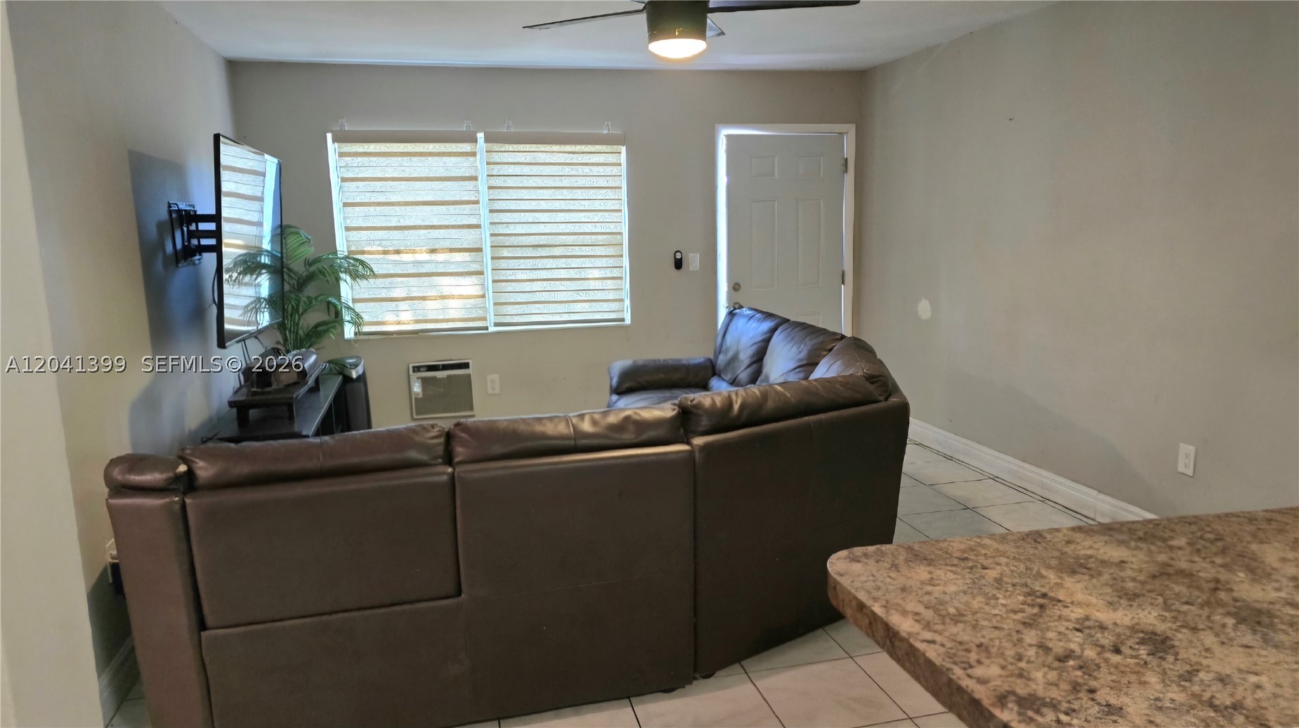 241 NW 32nd St Miami, FL 33127