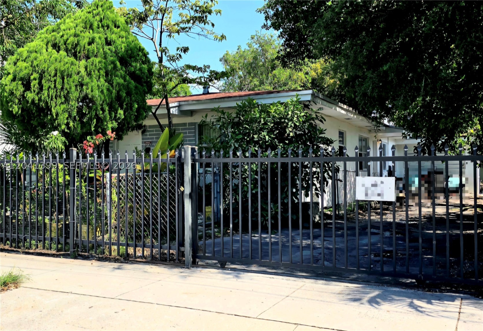 241 NW 32nd St Miami, FL 33127