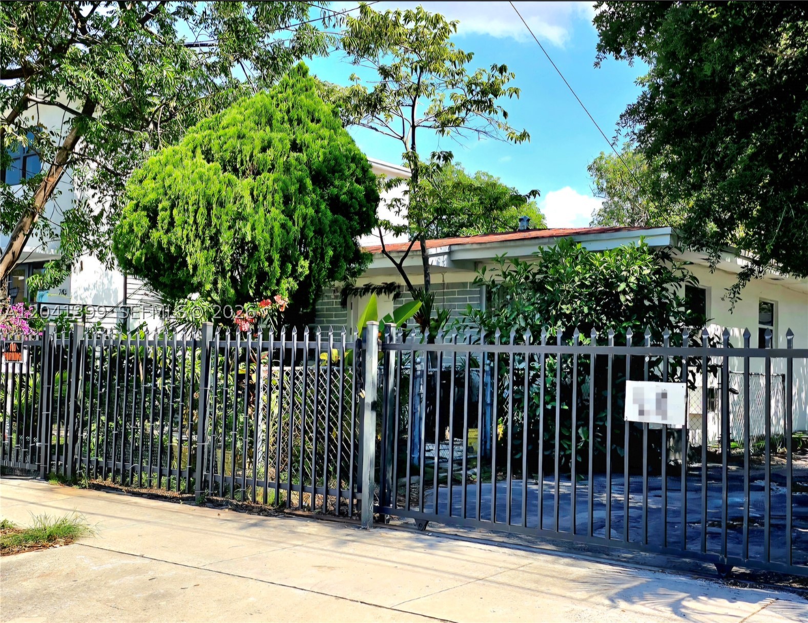 241 NW 32nd St Miami, FL 33127