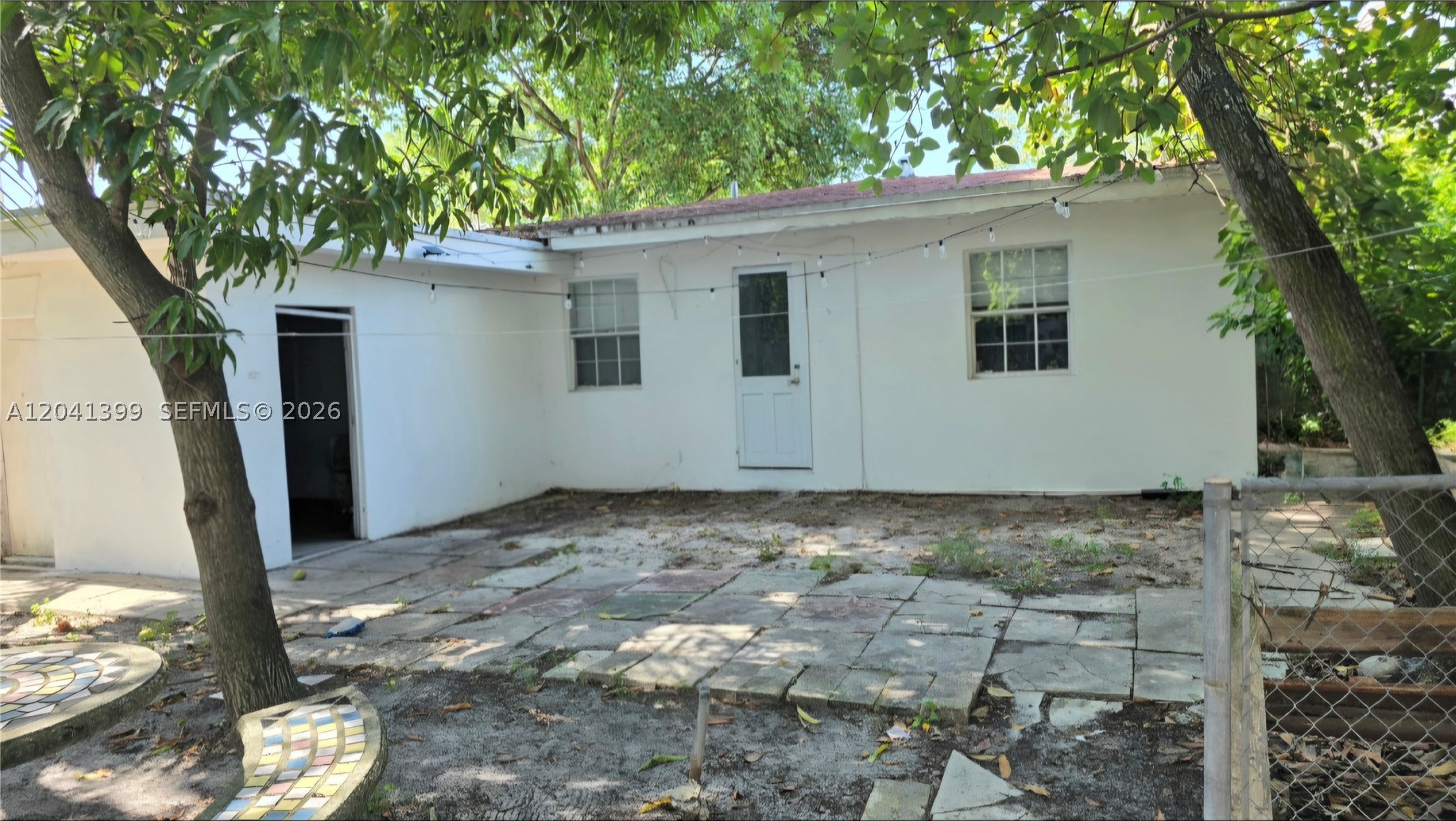 241 NW 32nd St Miami, FL 33127