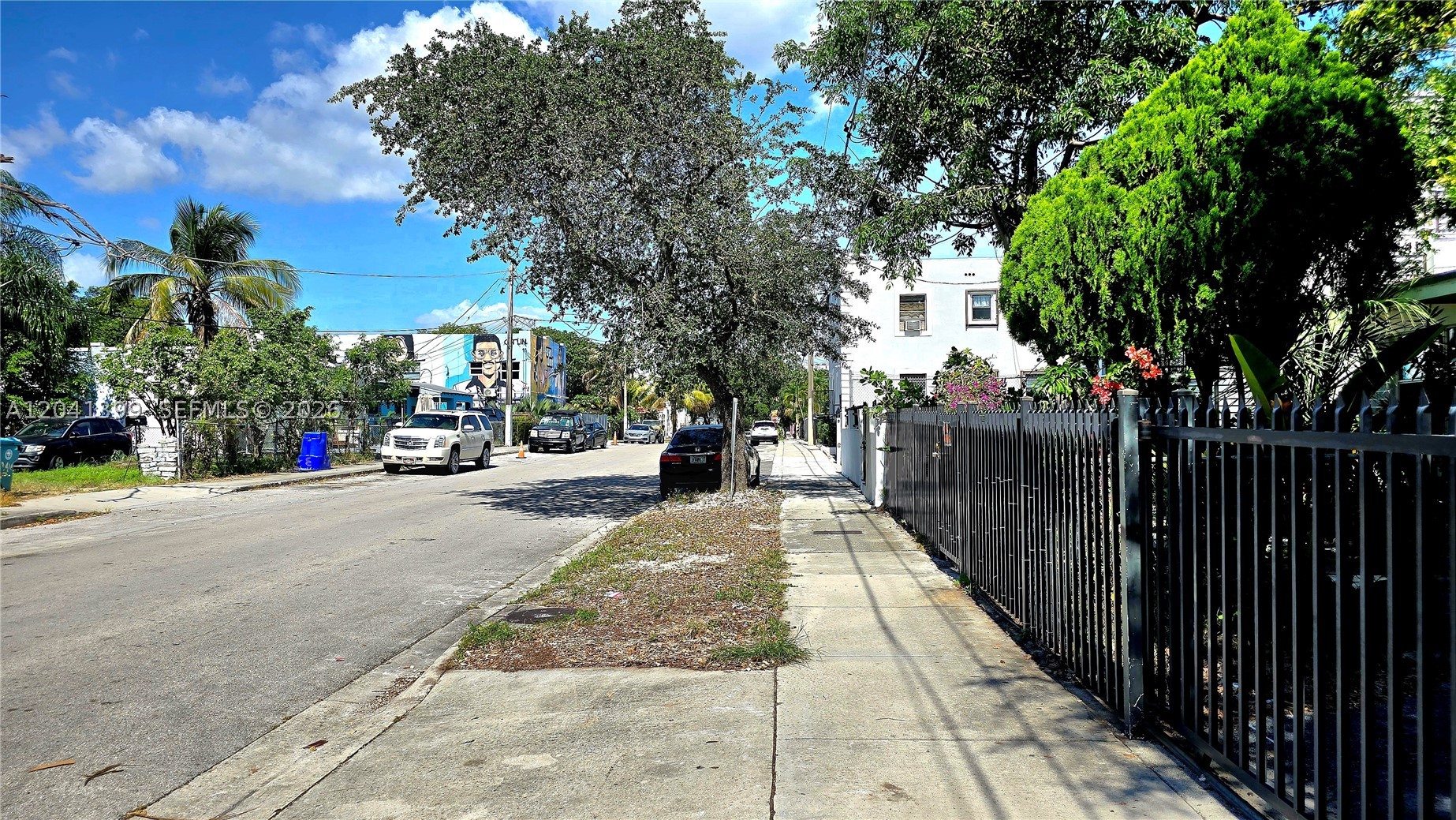 241 NW 32nd St Miami, FL 33127