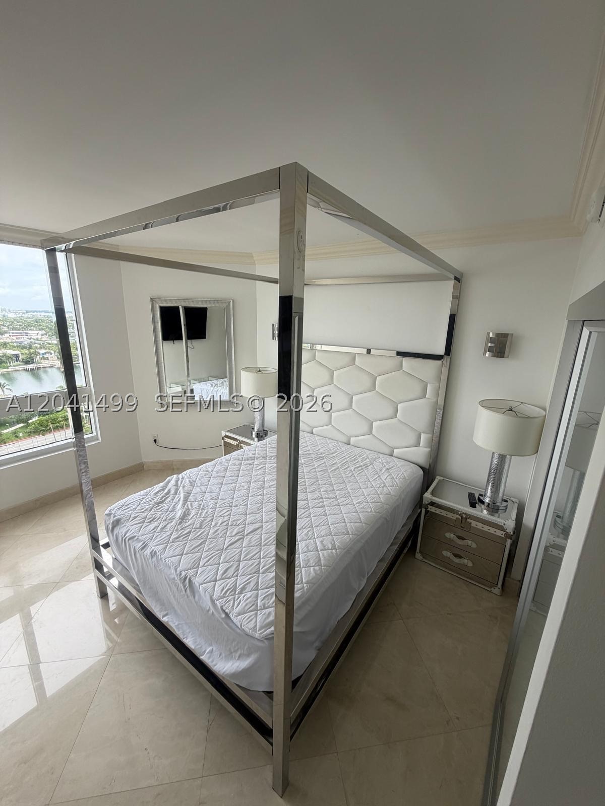 6365 Collins Ave #1707 Miami Beach, FL 33141