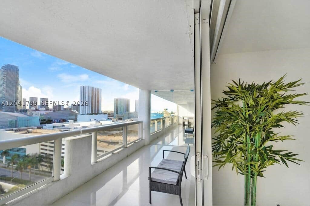 1717 N Bayshore Dr #A-2056 Miami, FL 33132