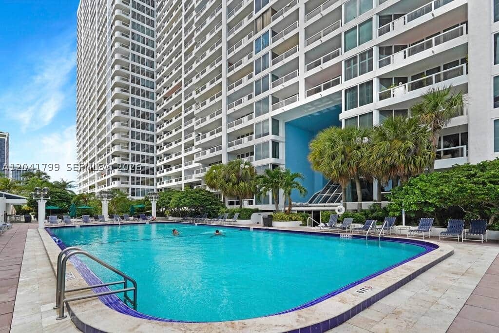 1717 N Bayshore Dr #A-2056 Miami, FL 33132