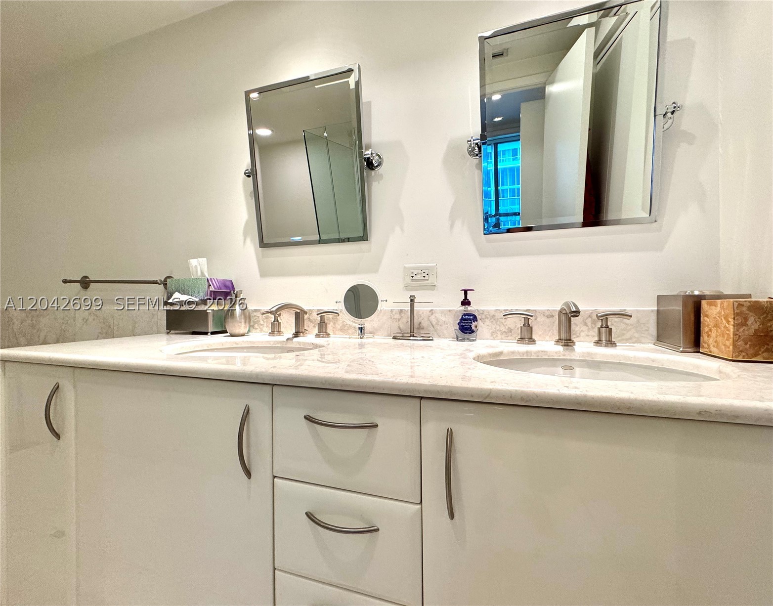 1331 Brickell Bay Dr #406 Miami, FL 33131