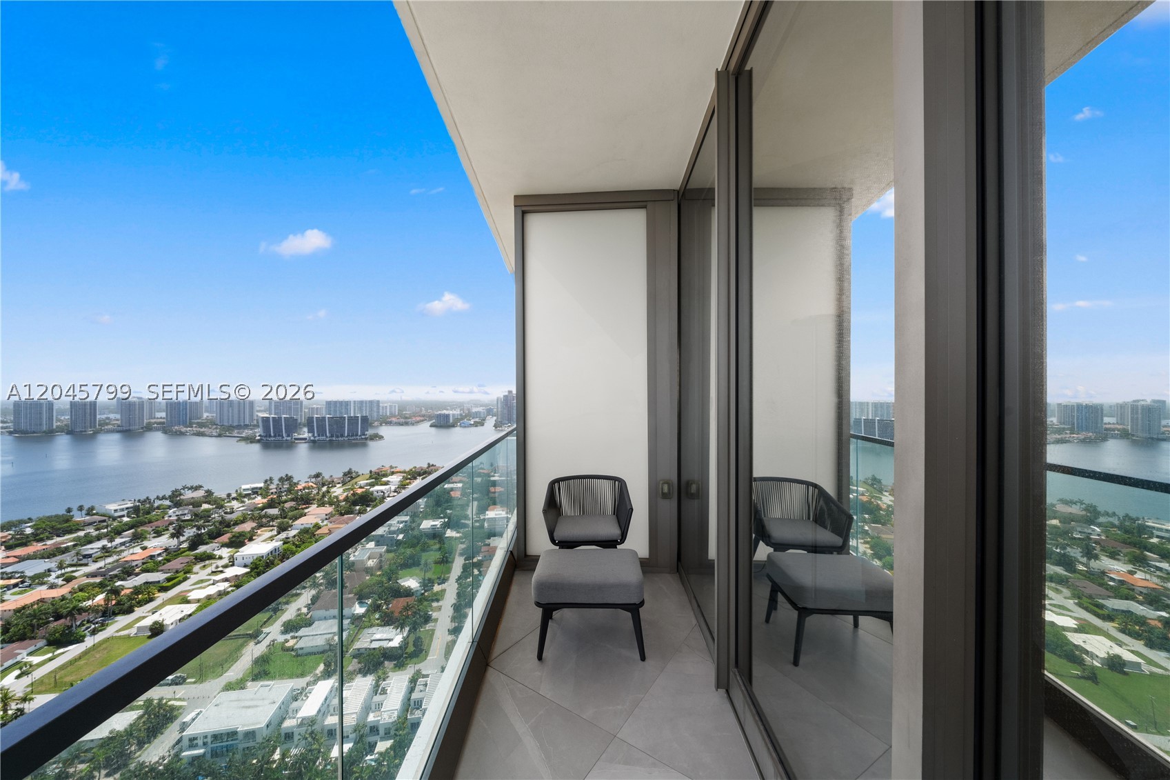image Residences by Armani Casa14
